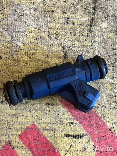 Форсунка топливная Mercedes-Benz E-Class W211 112