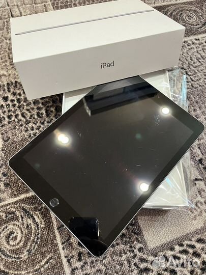 iPad 9.7 wi fi 32 Gb