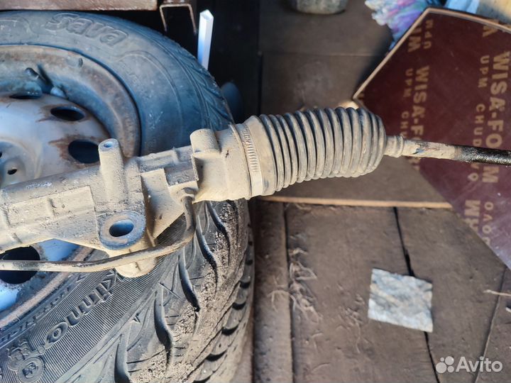 Рулевая рейка на LADA largus с гур