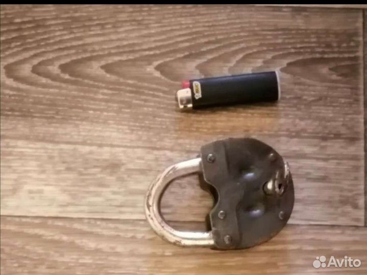 Замок навесной