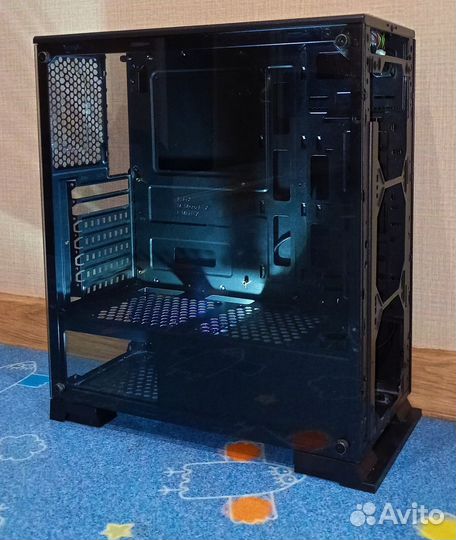 Игровой корпус для компьютера