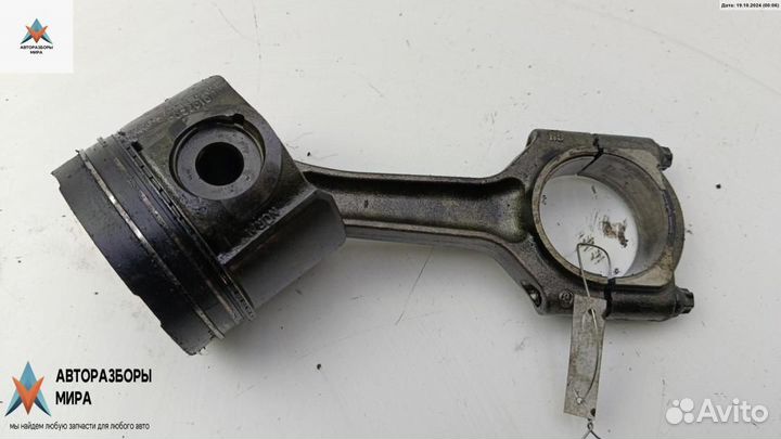 Поршень Opel Zafira (A) 2002 90400235