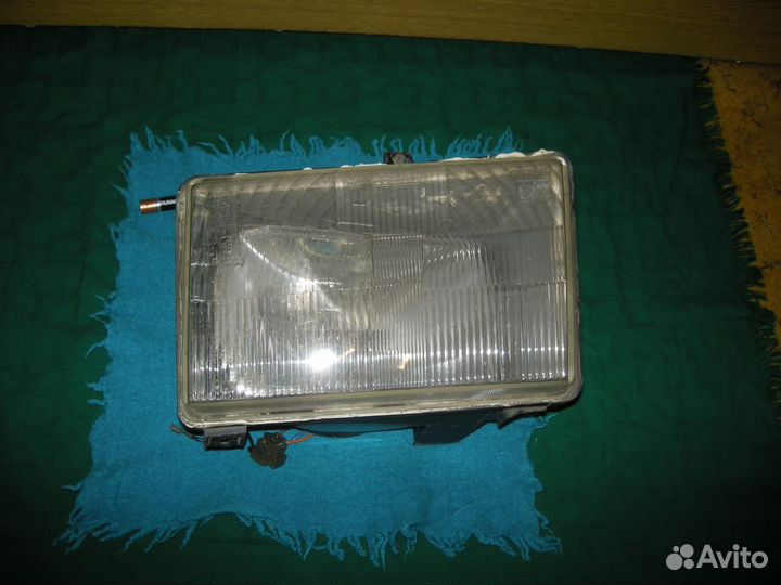 Фара Волга 3110