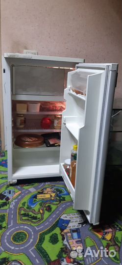 Холодильник маленький