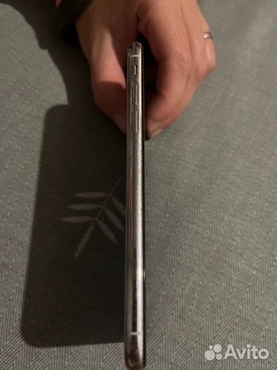 Телефон iPhone x