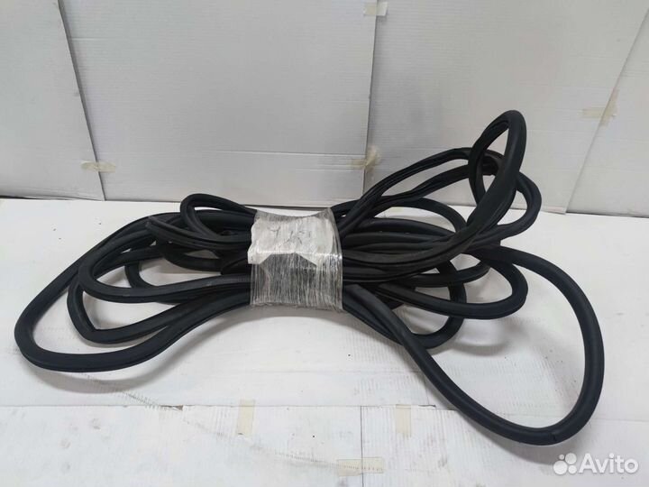 Уплотнительные резинки дверей Volkswagen tiguan