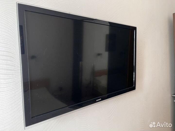 Продам телевизор