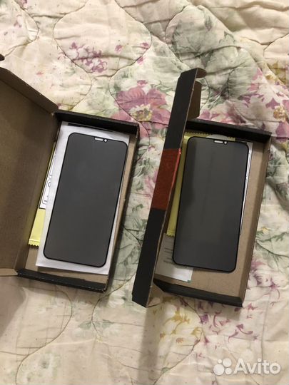 Защитное стекло iPhone