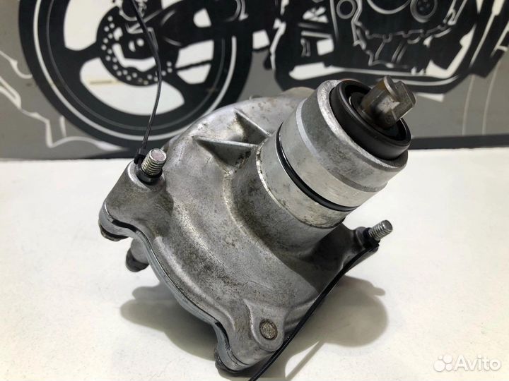 Водяной насос (помпа) Kawasaki ZZR 400-1 1992г