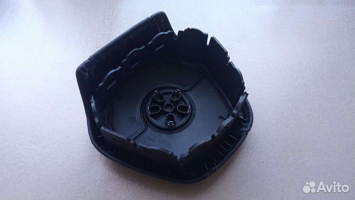 Подушка безопасности крышка airbag BMW 5 G30/G31