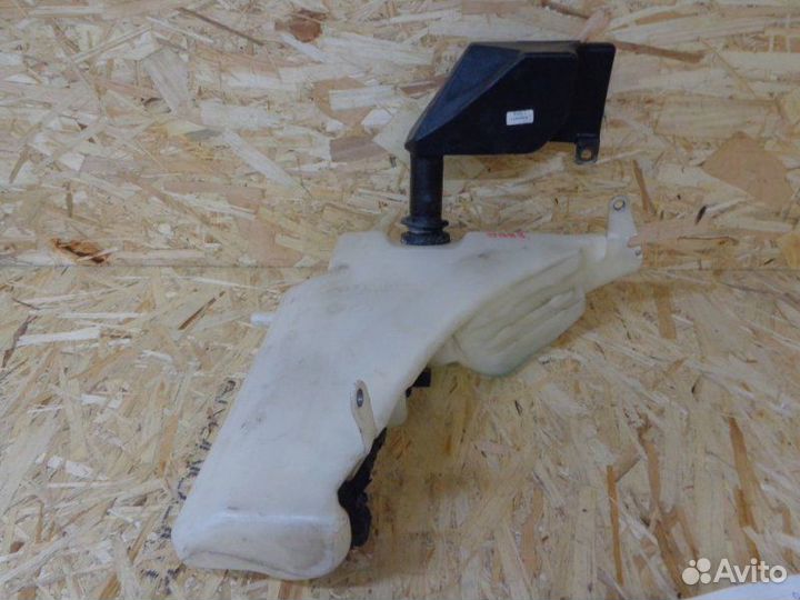 Бачок стеклоомывателя Audi A4 B8 cdhb 2010