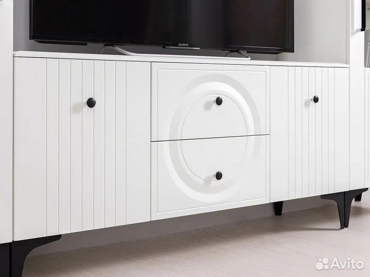 Тумба по тв Валенсия