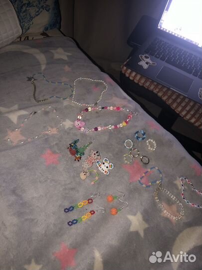 Украшения из бисера