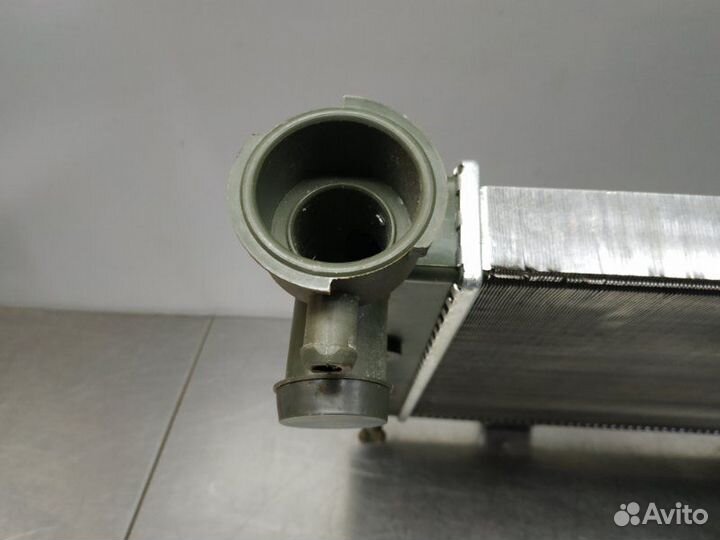 Радиатор охлаждения двигателя Ваз 2106 1976 - 2005