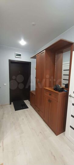 2-к. квартира, 42 м², 1/3 эт.