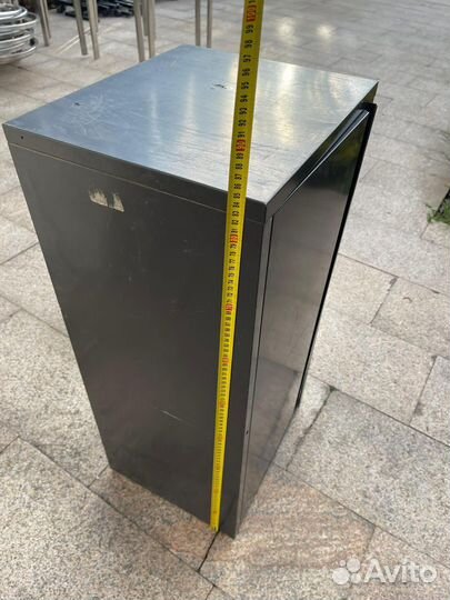 Сейф встроенный в шкаф