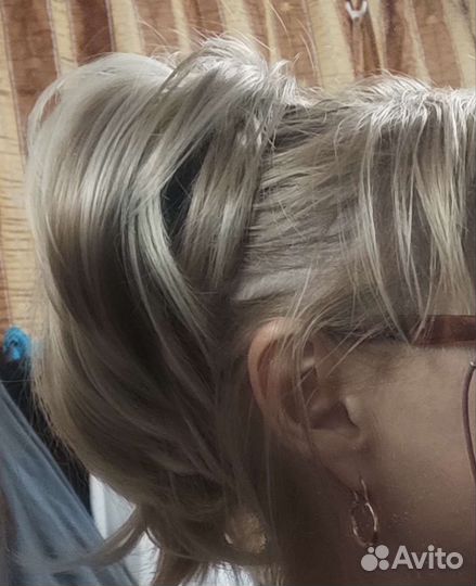 Хвост шиньон на заколке