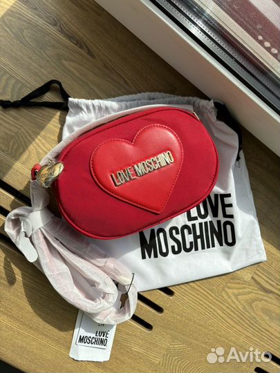 Сумка Love moschino оригинал новая