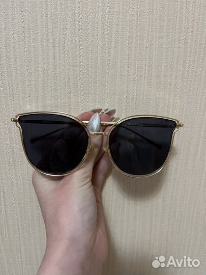 Солнцезащитные очки женские Vitacci