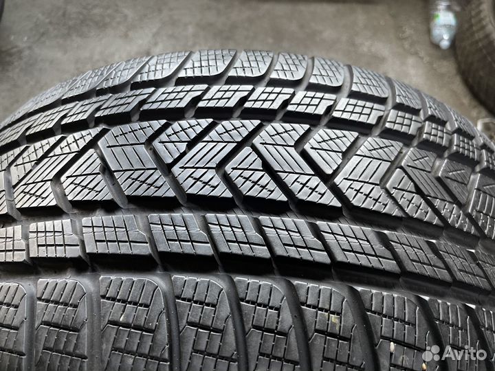 Pirelli Scorpion Winter 275/40 R20 106V