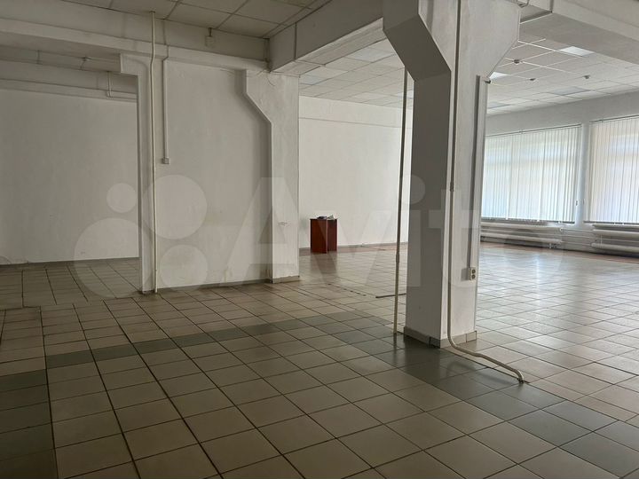 Сдам помещение свободного назначения, 240.7 м²