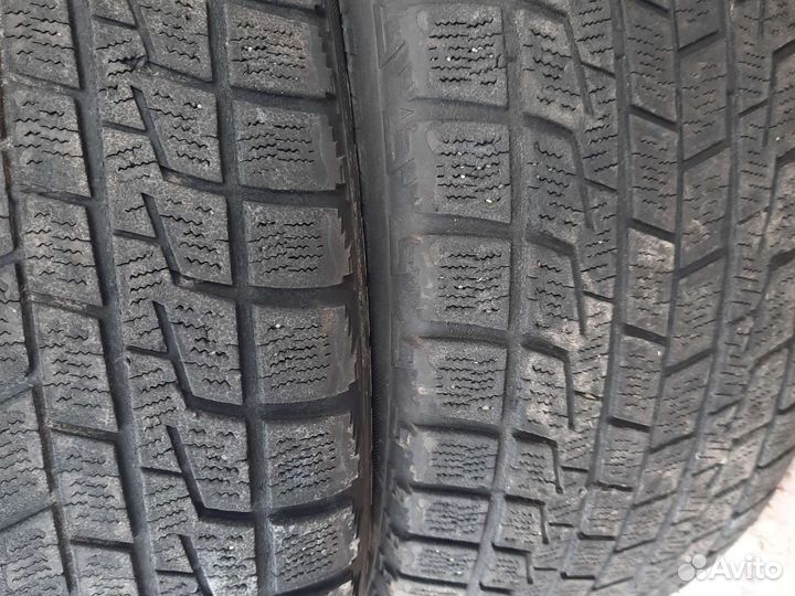 Bridgestone Blizzak Revo1 235/55 R18