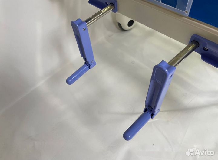 Медицинская кровать для лежачих больных