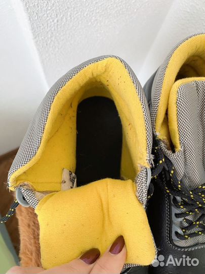 Лыжные ботинки