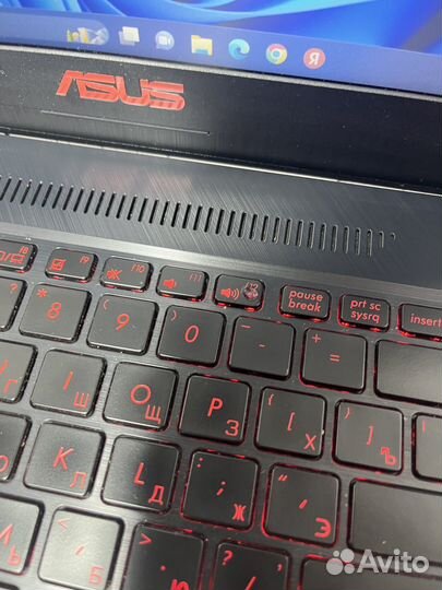Игровой ноутбук Asus FX570U-DM148T