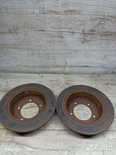 Диск тормозной задний Mitsubishi Lancer 9 4G18