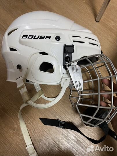 Хоккейный шлем bauer