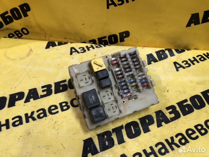 Блок предохранителей Ford Focus 1