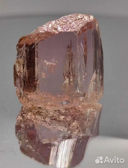 Топаз розовый Катланг империал 36.82 кт