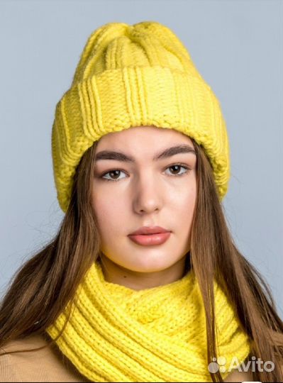 Комплект новый(шапка+снуд)