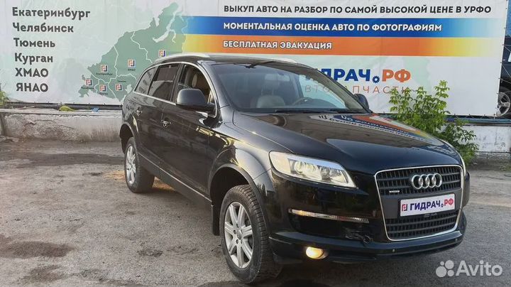 Стеклоподъемник электрический задний правый Audi Q7 (4L) 4L0839462B