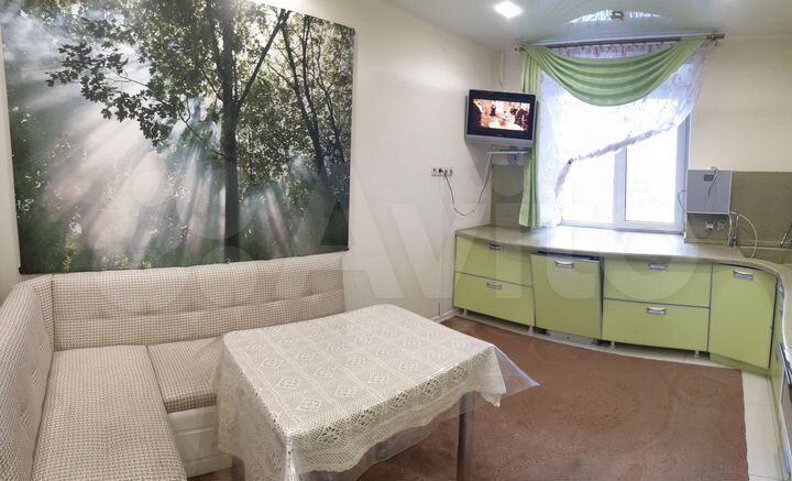 4-к. квартира, 131,4 м², 3/6 эт.