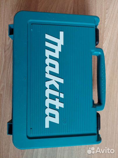 Дрель шуруповерт makita