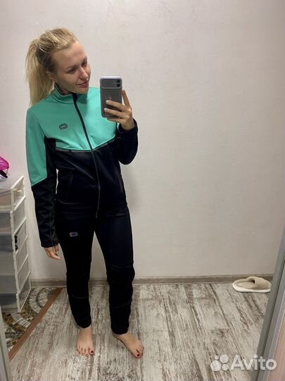 Женский разминочный костюм лыжный