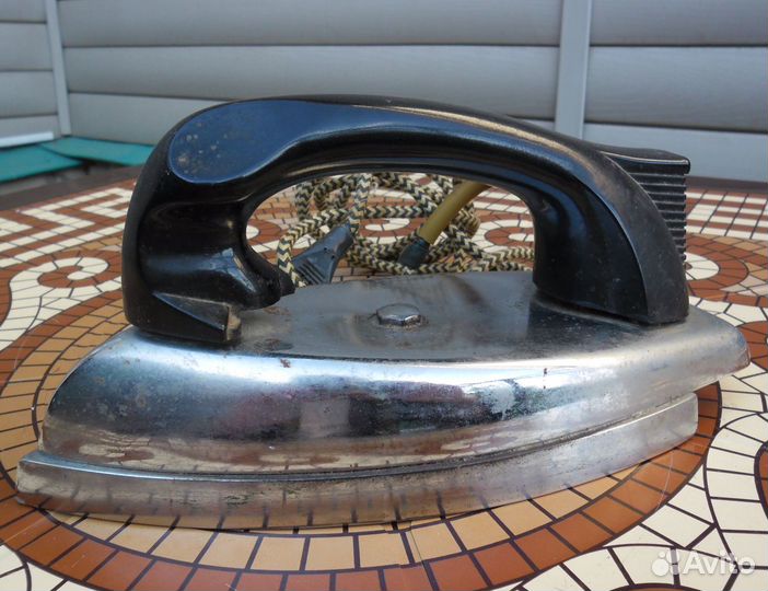 Старинные утюги