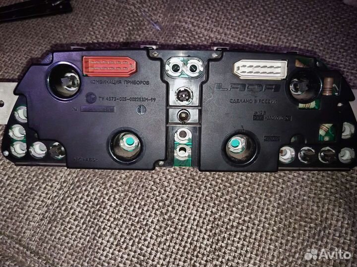 Приборная панель ваз 2115