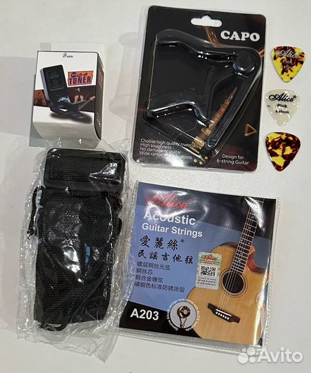 Новая акустическая гитара + комплект