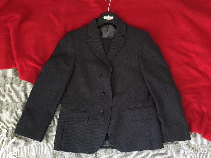 Школьный костюм