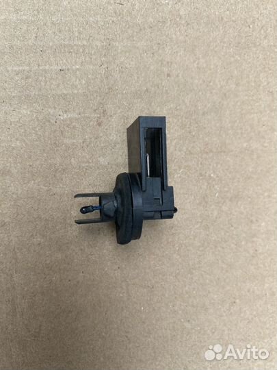Датчик тем-ры в корпус печки Audi A4 B5 1H0807543A