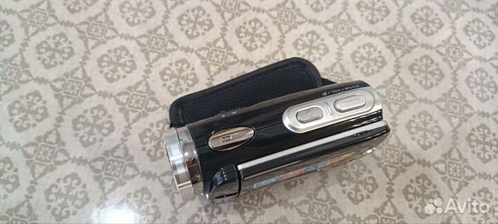 Маленькая видеокамера sony HDV-V8S/16megapixel