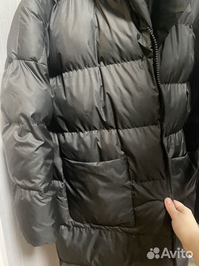 Черный пуховик оверсайз