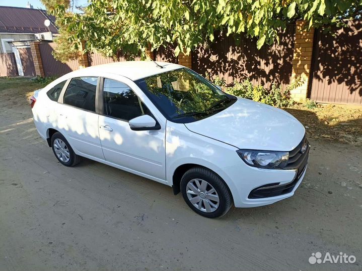 LADA Granta 1.6 МТ, 2023, 26 км