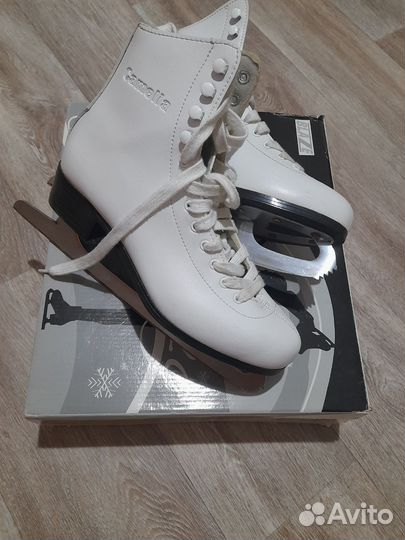 Фигурные коньки 42 размер