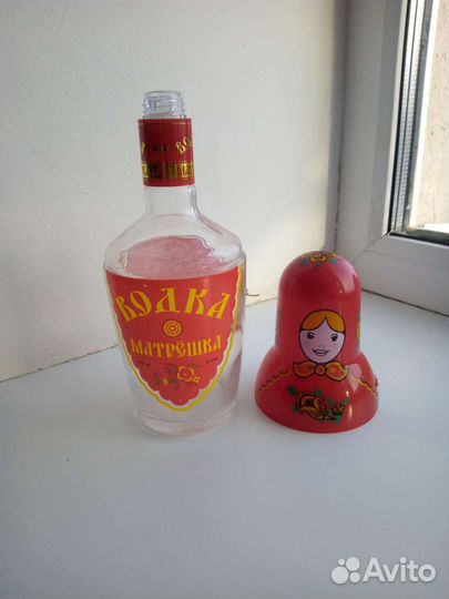 Бутылка декоративная