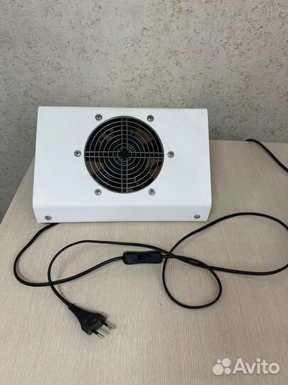 Пылесос для маникюра