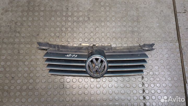 Решетка радиатора Volkswagen Bora, 1998